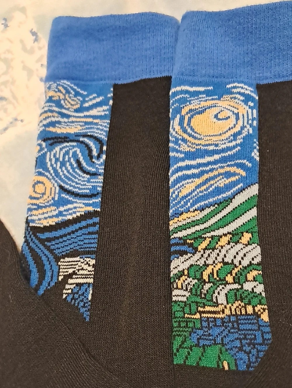 Men’s Van Gogh’s Starry Night crew socks New without tags